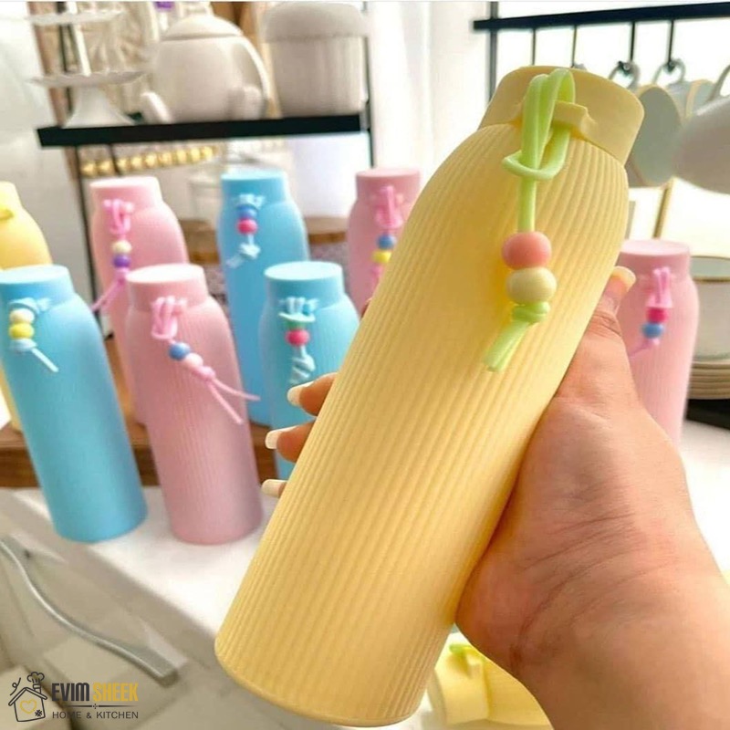 قمقمه داخل شیشه