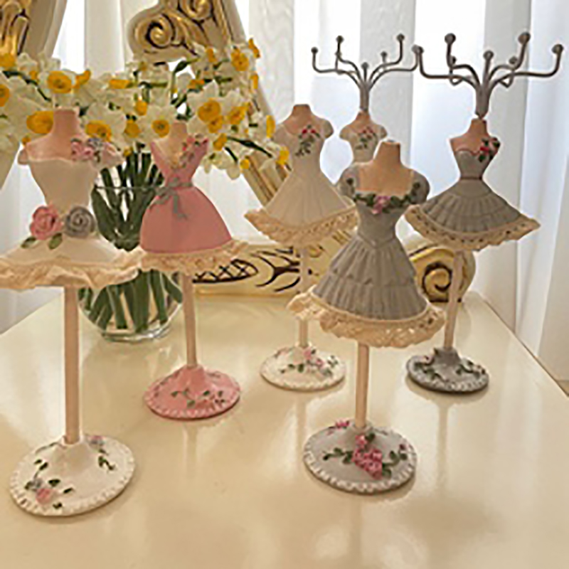 آویز جواهرات بالرین