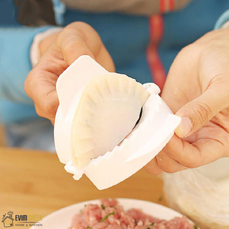 قالب پیراشکی زن پلاستیکی