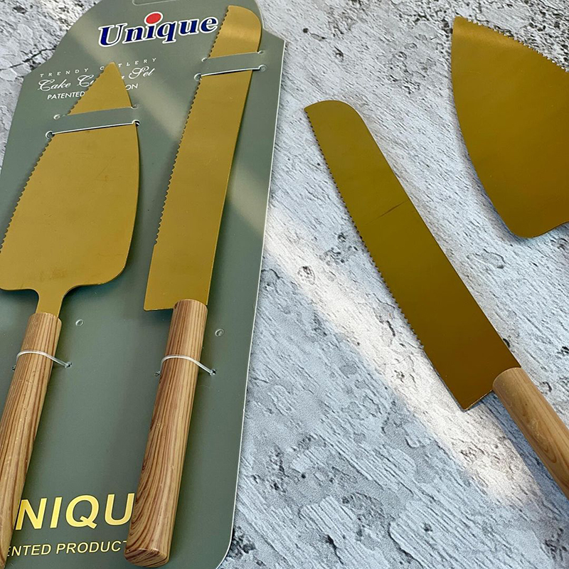 ست کارد و کفگیر دسته چوبی