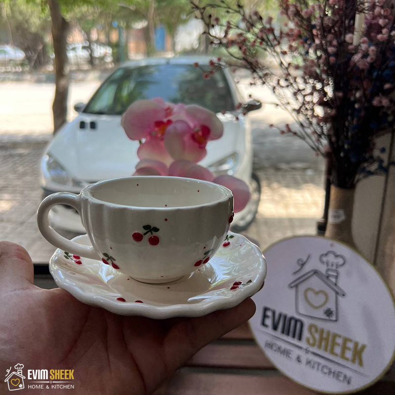 فنجان و نعلبکی طرح آلبالو