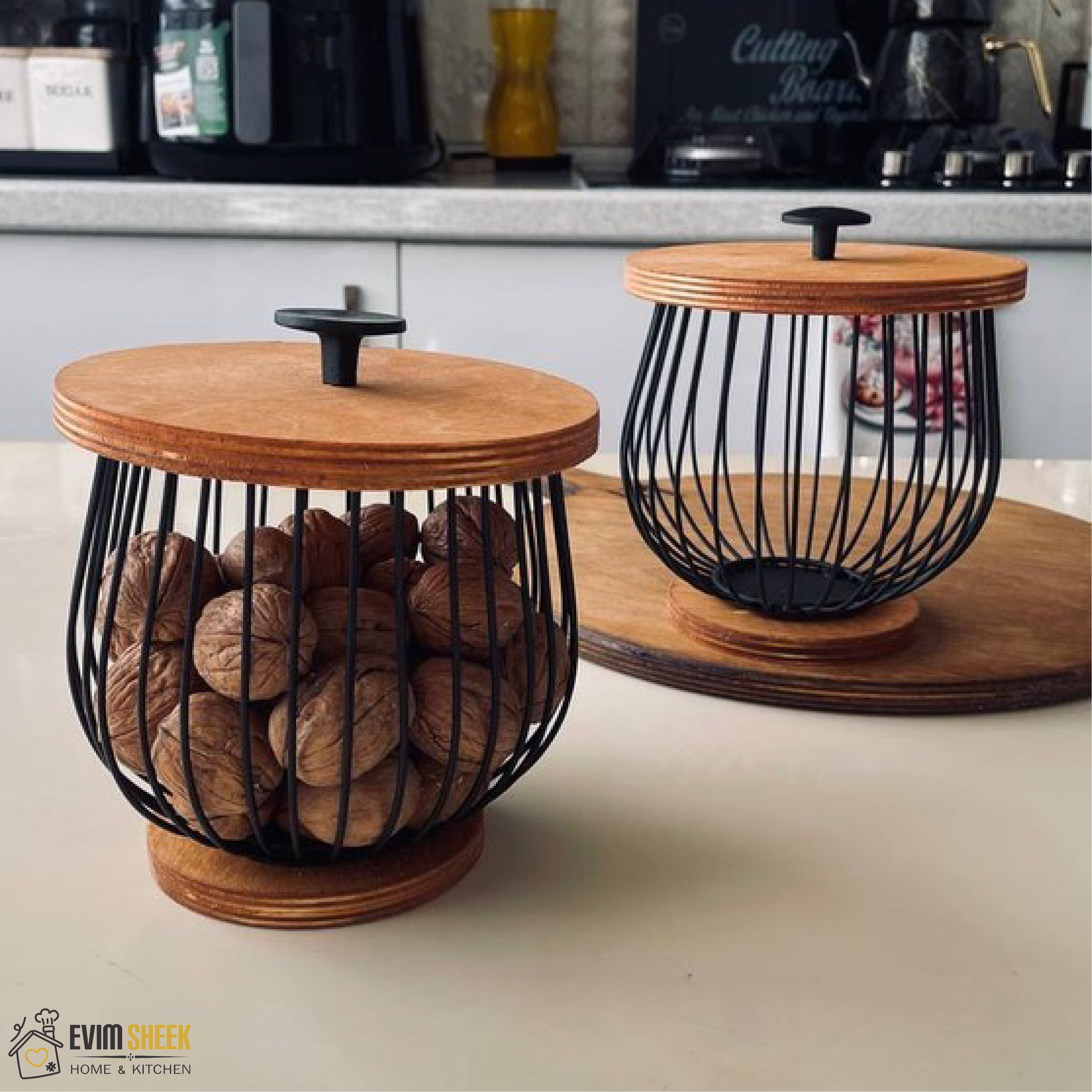 ظرف فندق درب چوبی