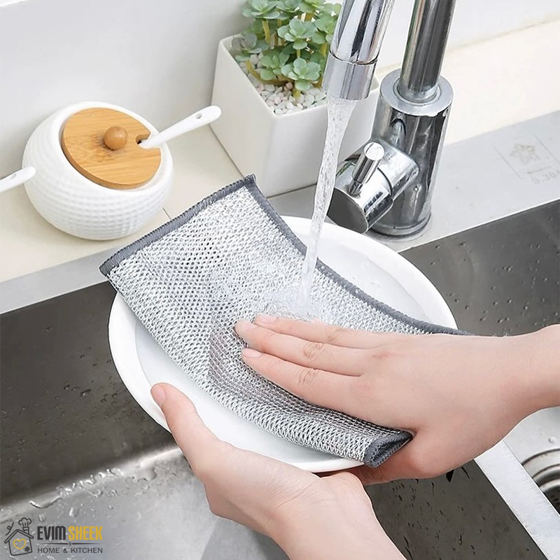 اسکاچ و دستمال سیمی