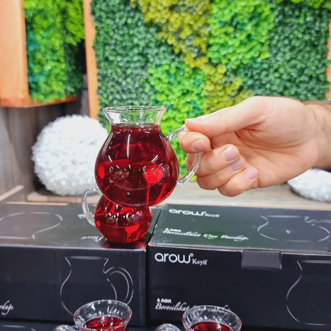 استکان کمر باریک دسته دار