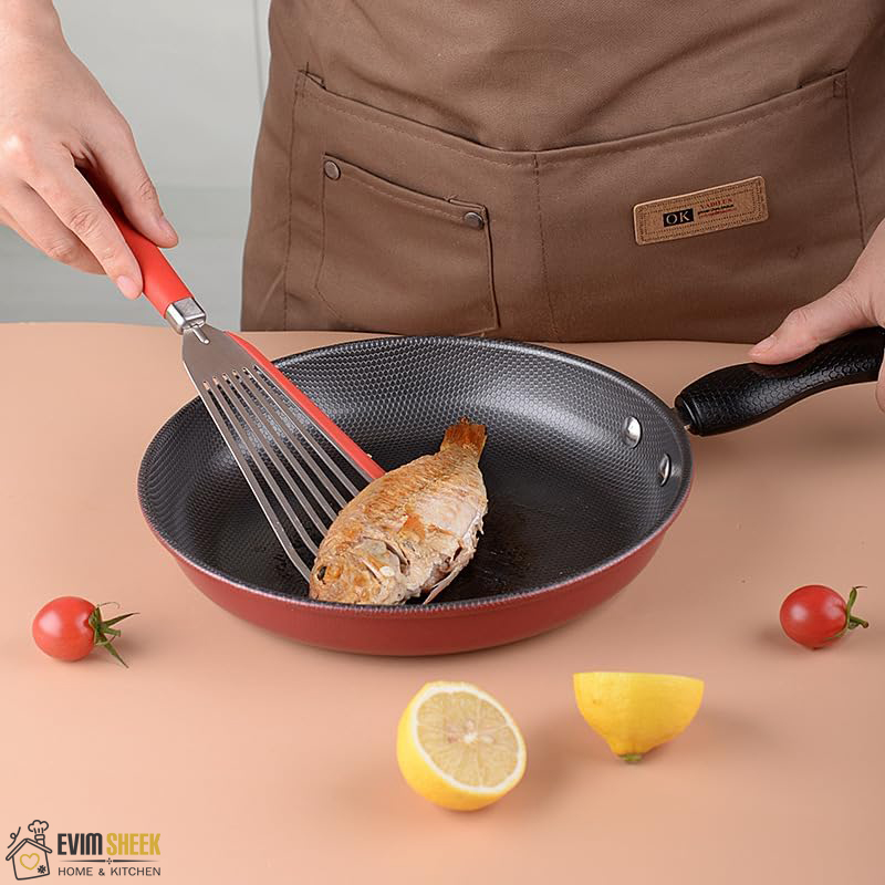 کفگیر استیل مدل لب سیلیکونی