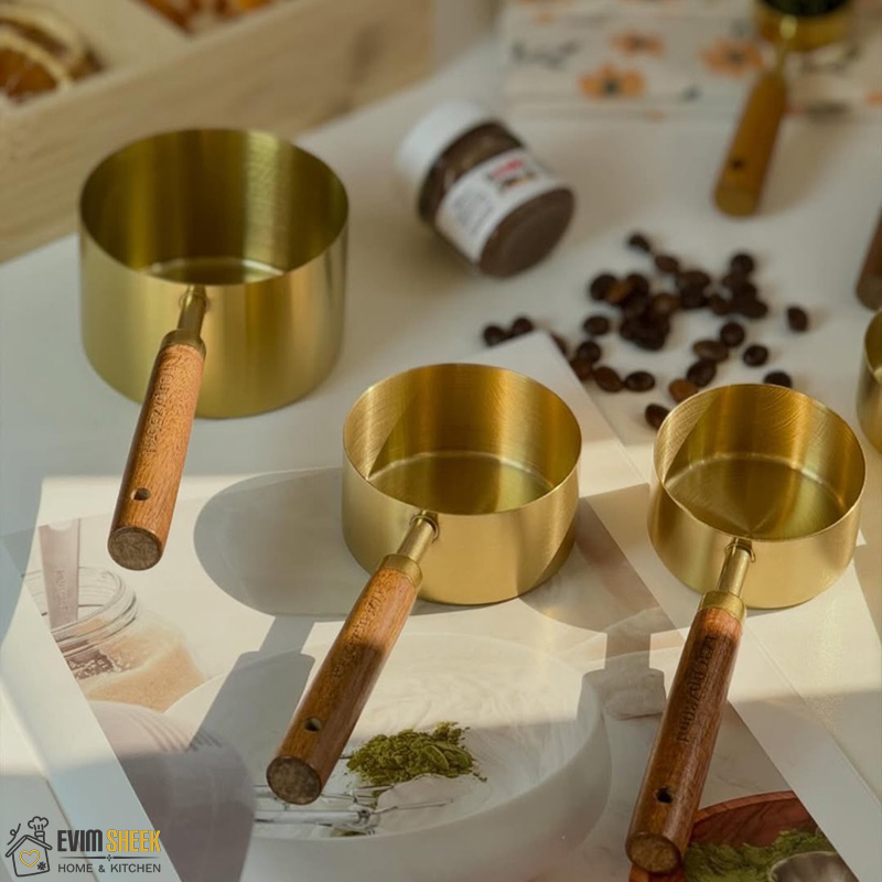 پیمانه دسته چوبی