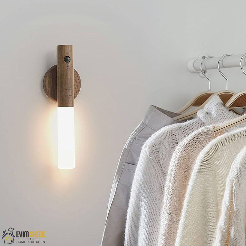 چراغ دیواری طرح چوب