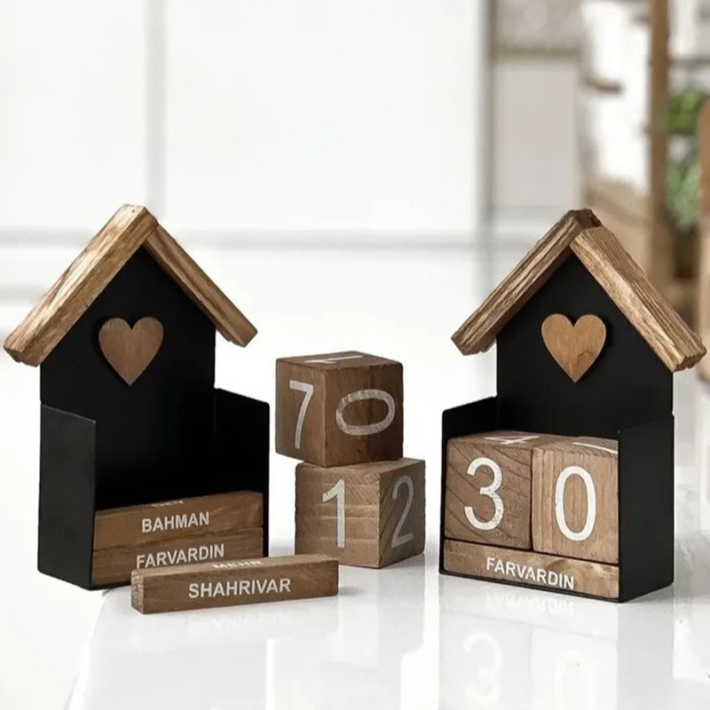 تقویم چوبی مدل کلبه