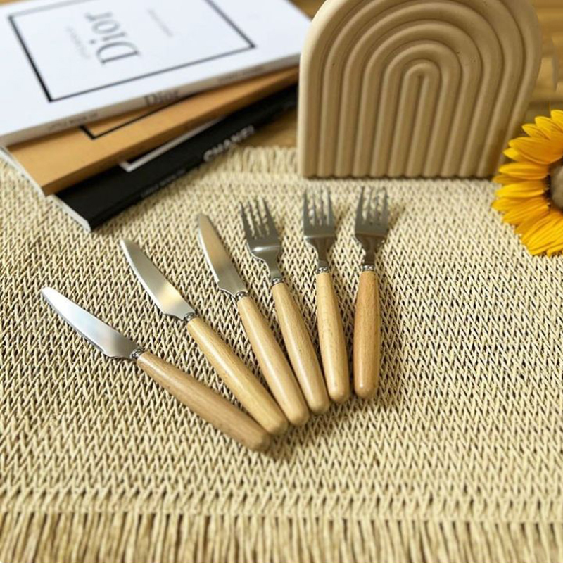 کارد میوه خوری مدل دسته بامبو