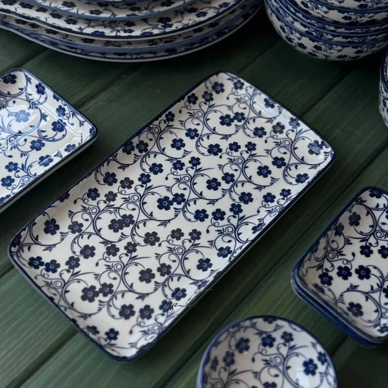 رولت خوری گل آبی