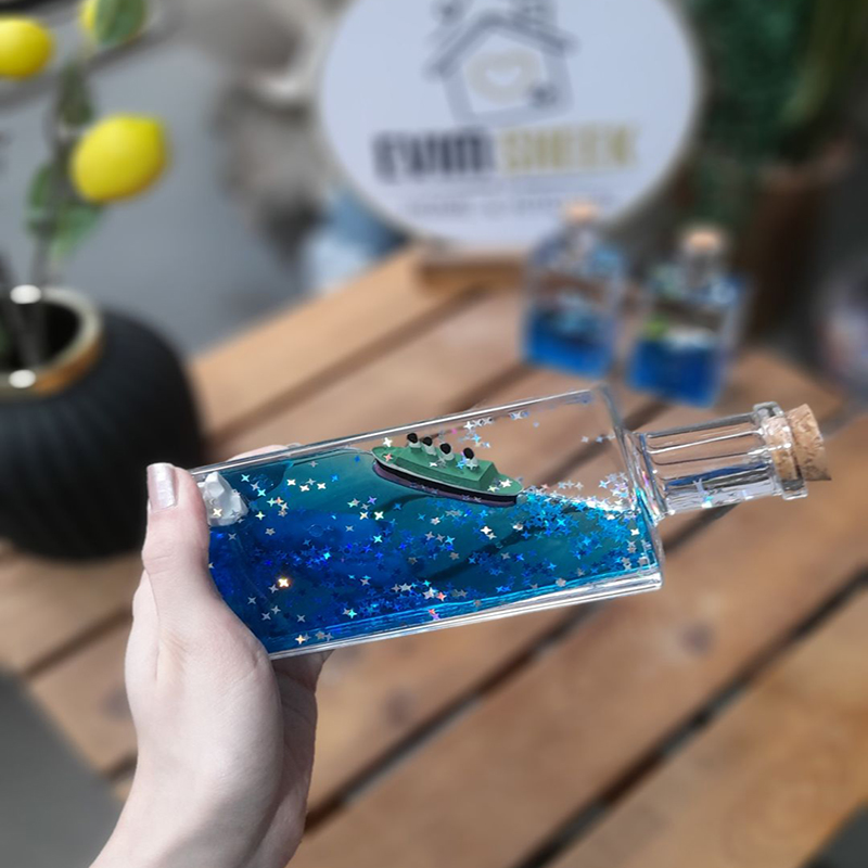 کشتی معلق مدل بطری