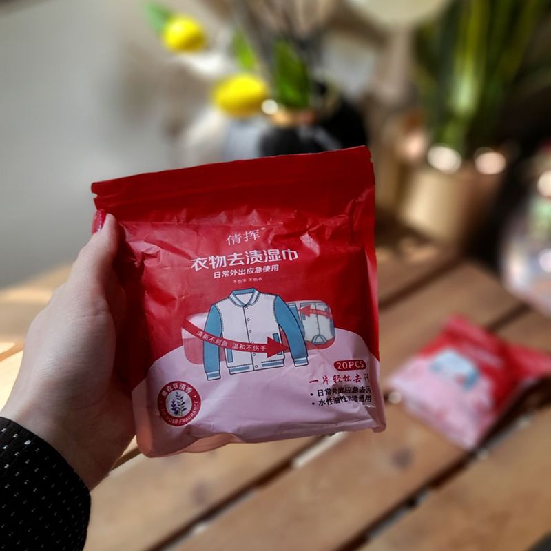 پد لکه بر لباس