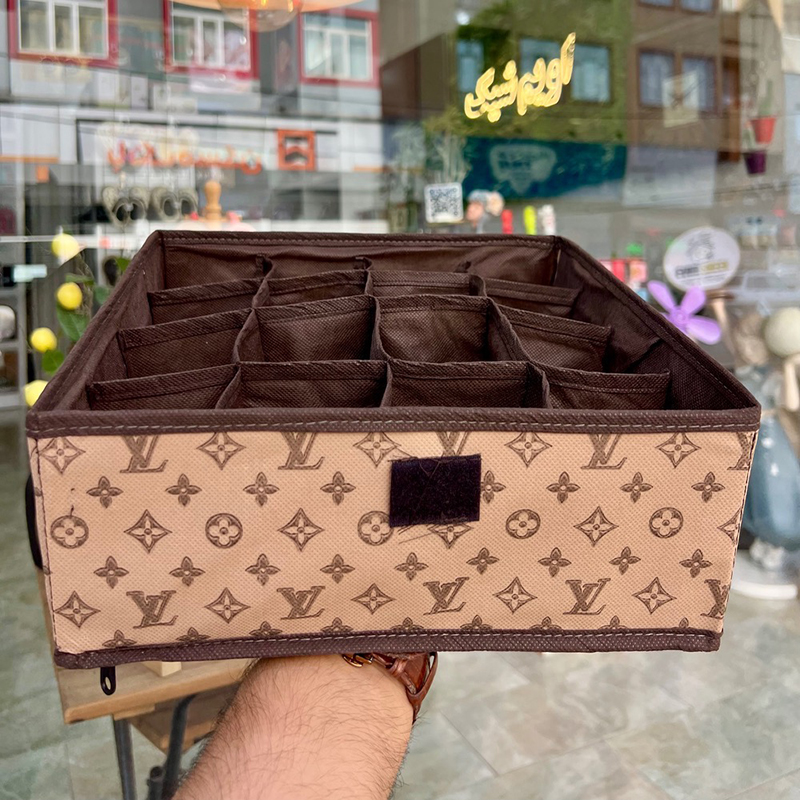 نظم دهنده لباس درب دار 16 خانه مدل لویی ویتون LV