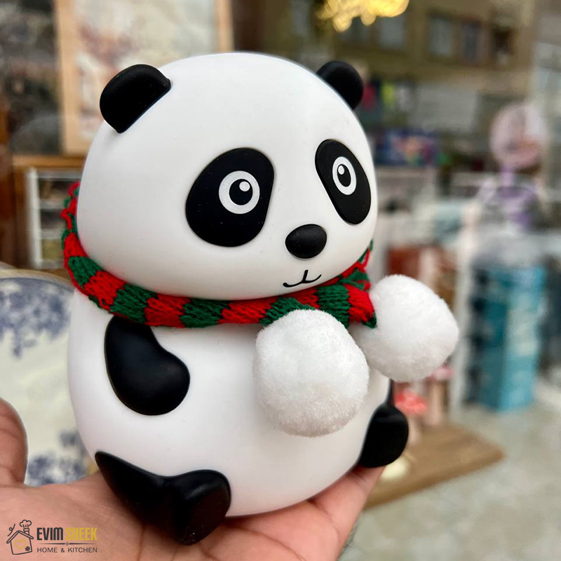چراغ خواب سیلیکونی ضربه‌ای مدل پاندای شال‌دار