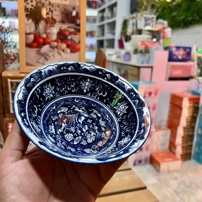 کاسه طرح برجسته لک‌لک